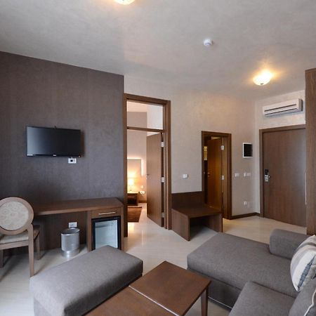 Hotel Majdan Белград Номер фото