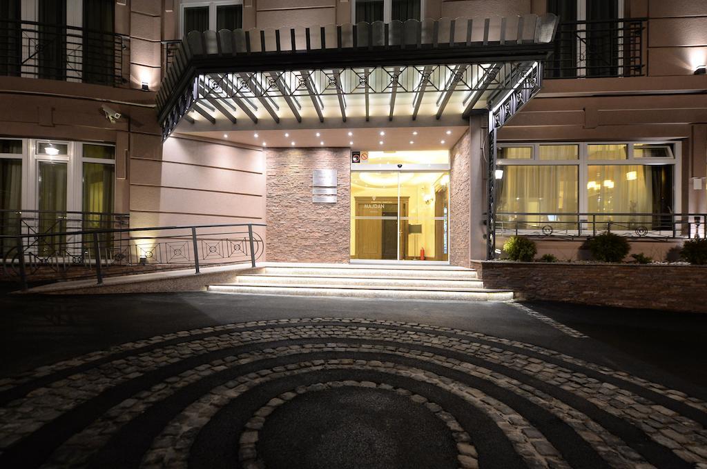 Hotel Majdan Белград Экстерьер фото