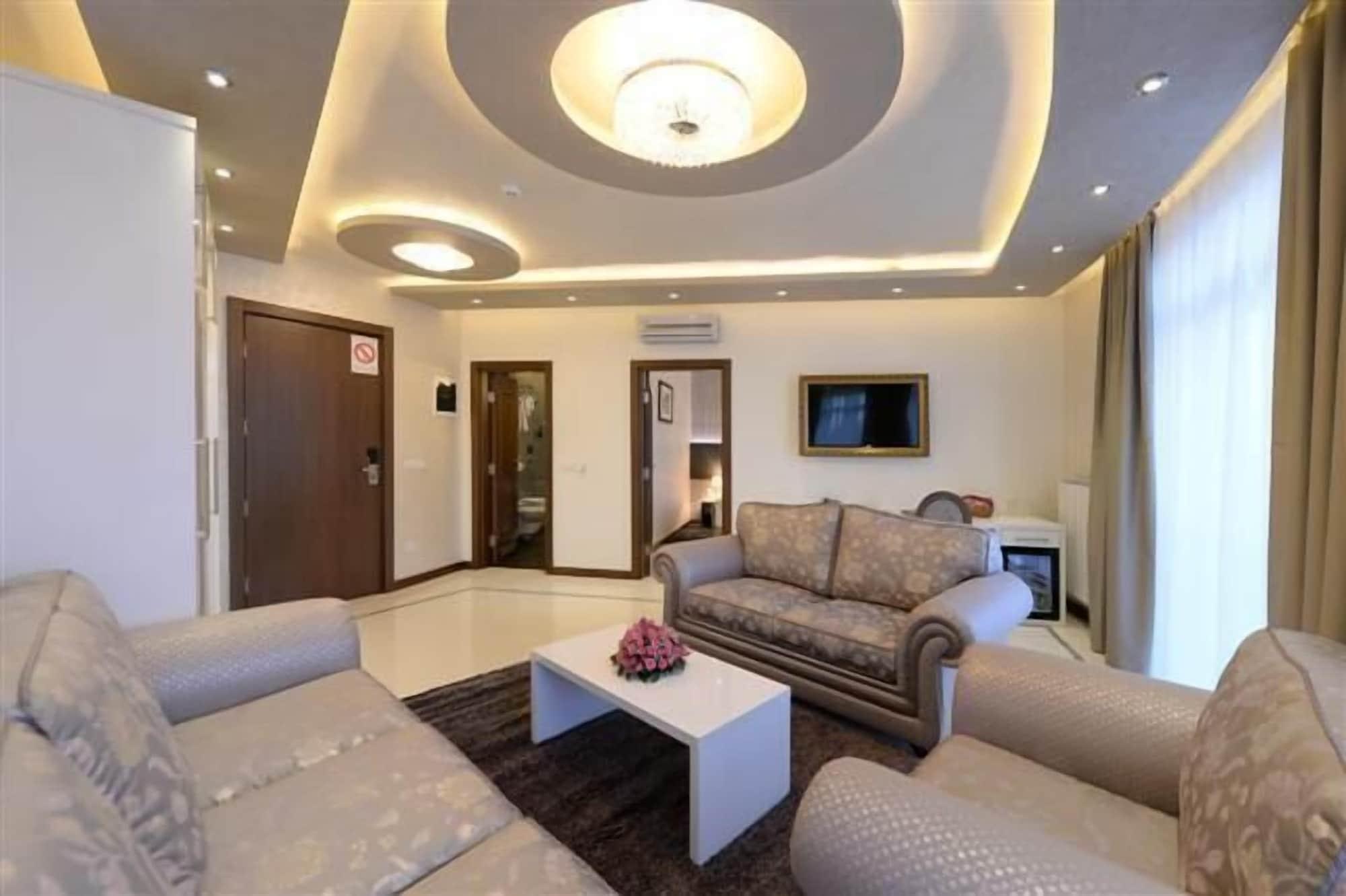Hotel Majdan Белград Экстерьер фото