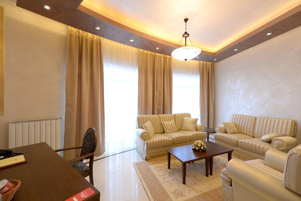 Hotel Majdan Белград Экстерьер фото